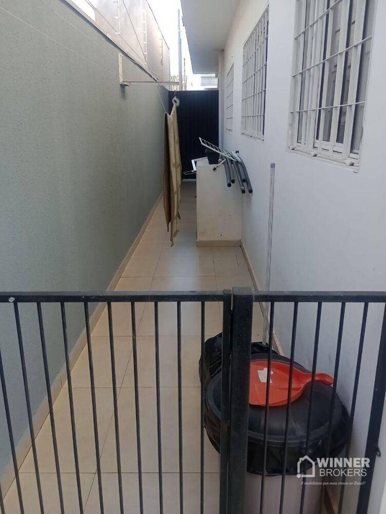 Casa à venda com 3 quartos, 176m² - Foto 11
