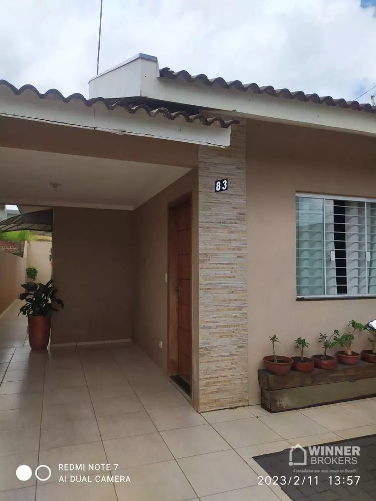 Casa à venda com 2 quartos, 67m² - Foto 3