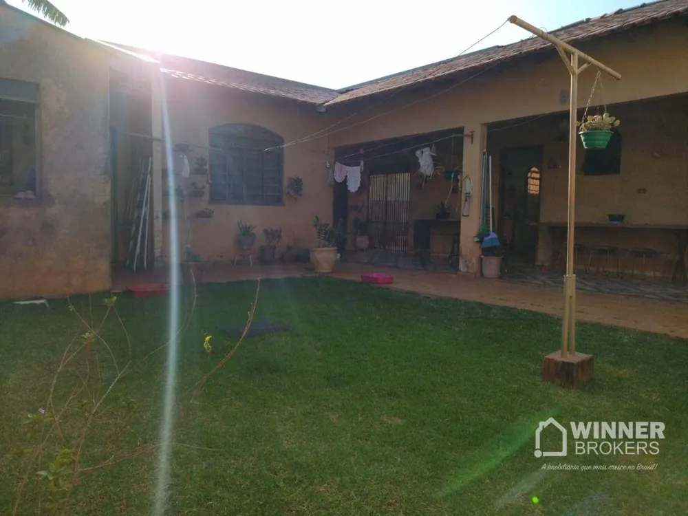 Casa, 3 quartos, 180 m² - Foto 1