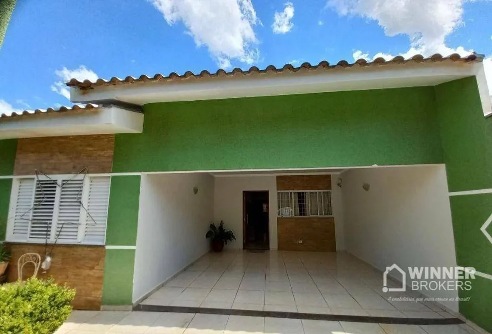 Casa, 3 quartos, 220 m² - Foto 2