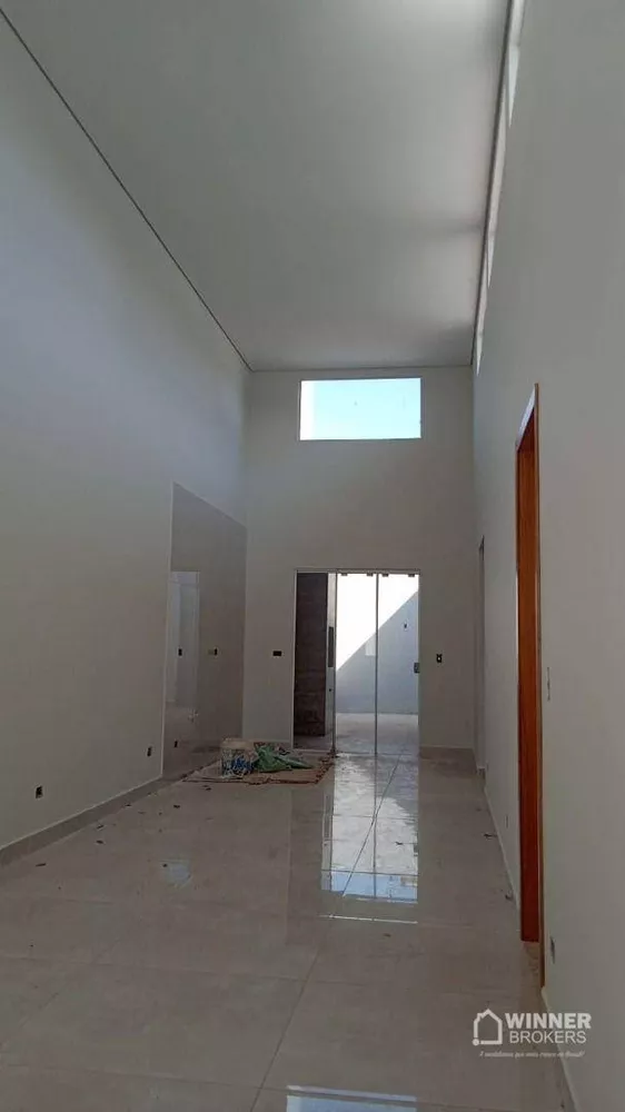 Casa à venda com 3 quartos, 104m² - Foto 2