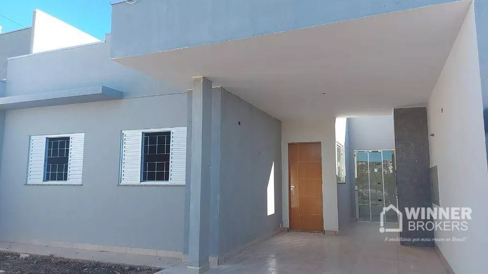 Casa à venda com 3 quartos, 80m² - Foto 1