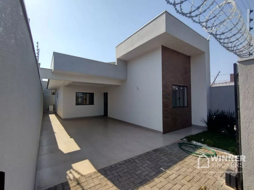 Casa à venda com 3 quartos, 90m² - Foto 2