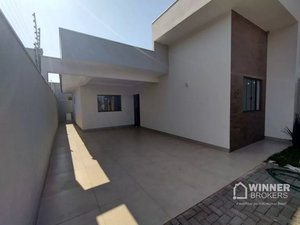 Casa à venda com 3 quartos, 90m² - Foto 1