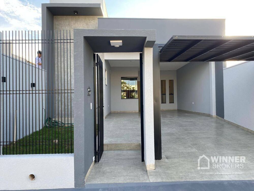 Casa à venda com 3 quartos, 118m² - Foto 1