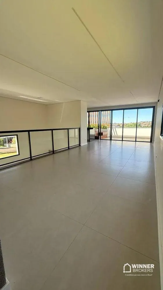 Sobrado, 3 quartos, 242 m² - Foto 2
