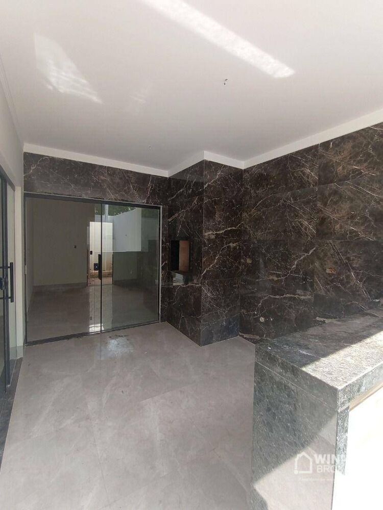 Casa à venda com 3 quartos, 137m² - Foto 4
