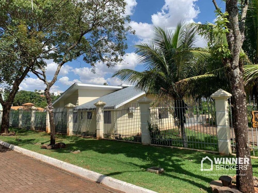 Chácara à venda com 3 quartos, 196m² - Foto 4