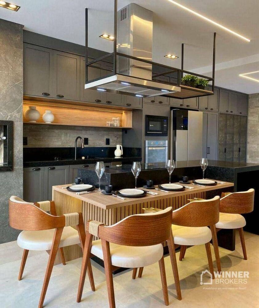 Casa à venda com 3 quartos, 220m² - Foto 6