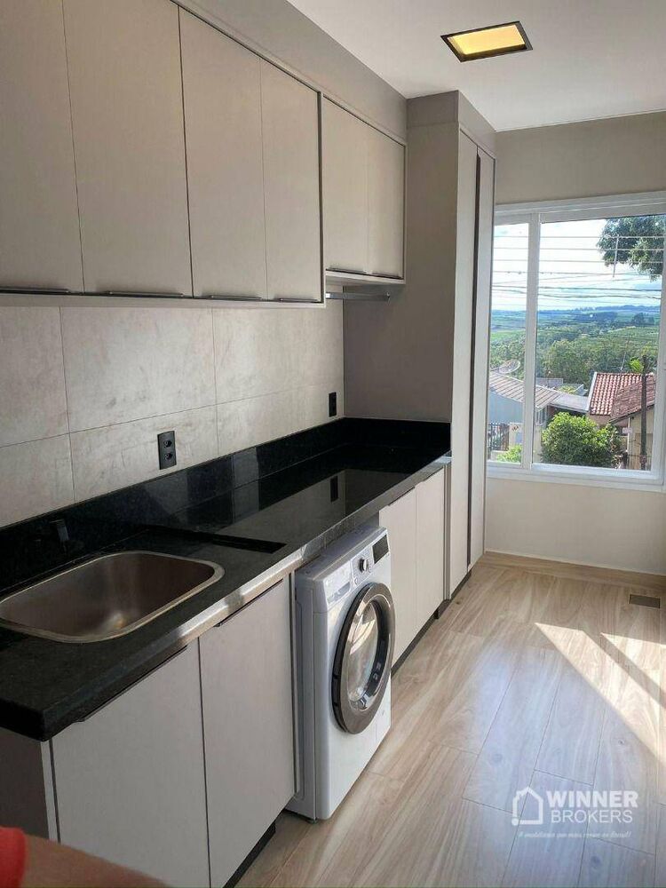 Casa à venda com 3 quartos, 220m² - Foto 4