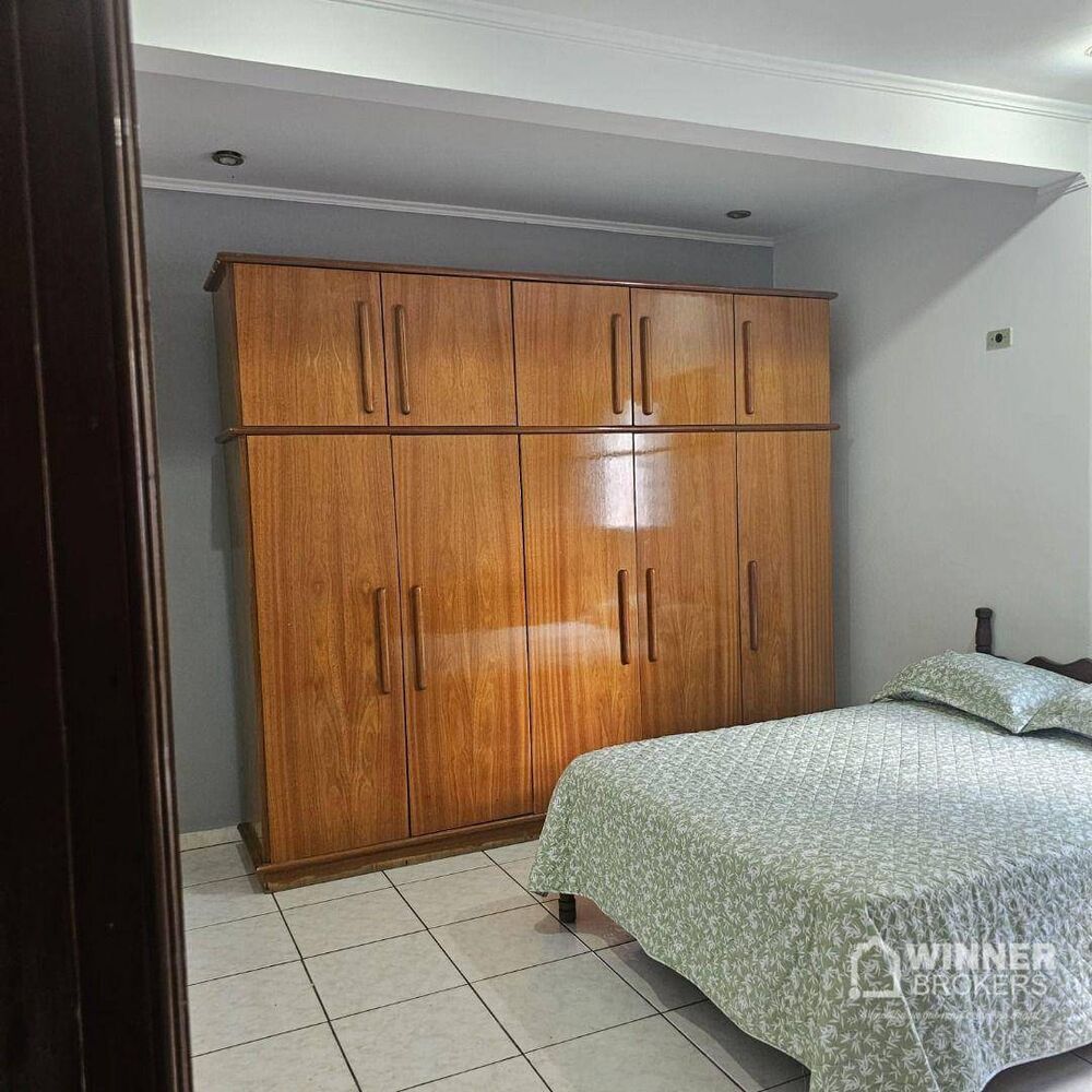 Casa à venda com 3 quartos, 356m² - Foto 6