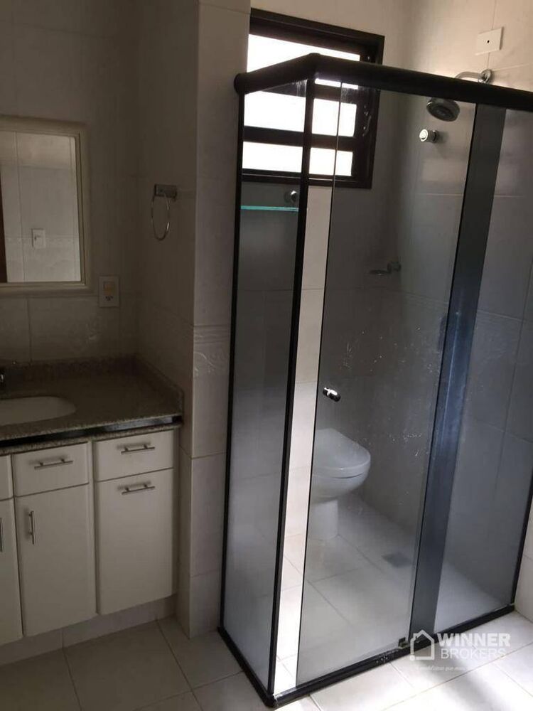 Casa à venda com 4 quartos, 247m² - Foto 12