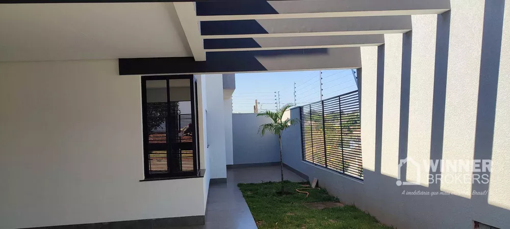 Casa à venda com 3 quartos, 129m² - Foto 3