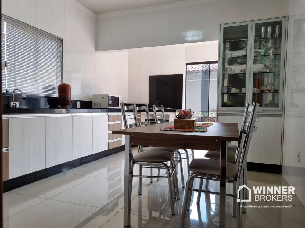 Casa, 3 quartos, 300 m² - Foto 12