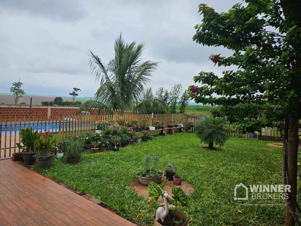 Sítio à venda com 3 quartos, 120m² - Foto 4