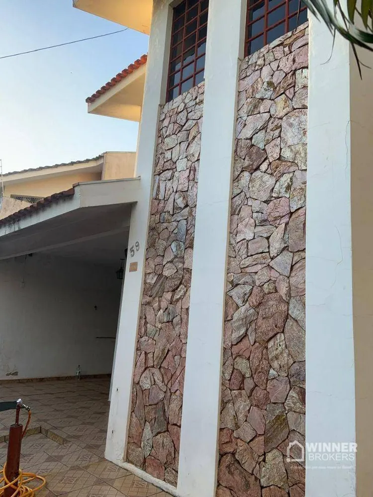 Sobrado, 3 quartos, 350 m² - Foto 1