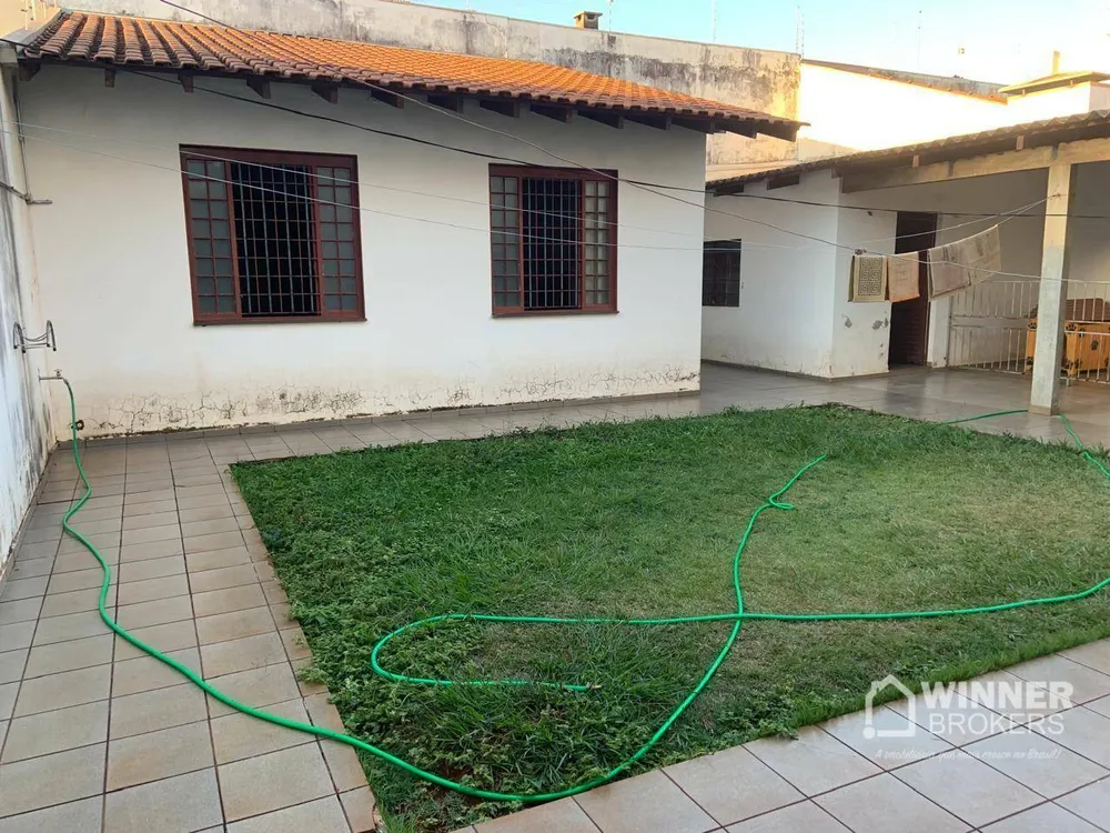 Sobrado, 3 quartos, 350 m² - Foto 2