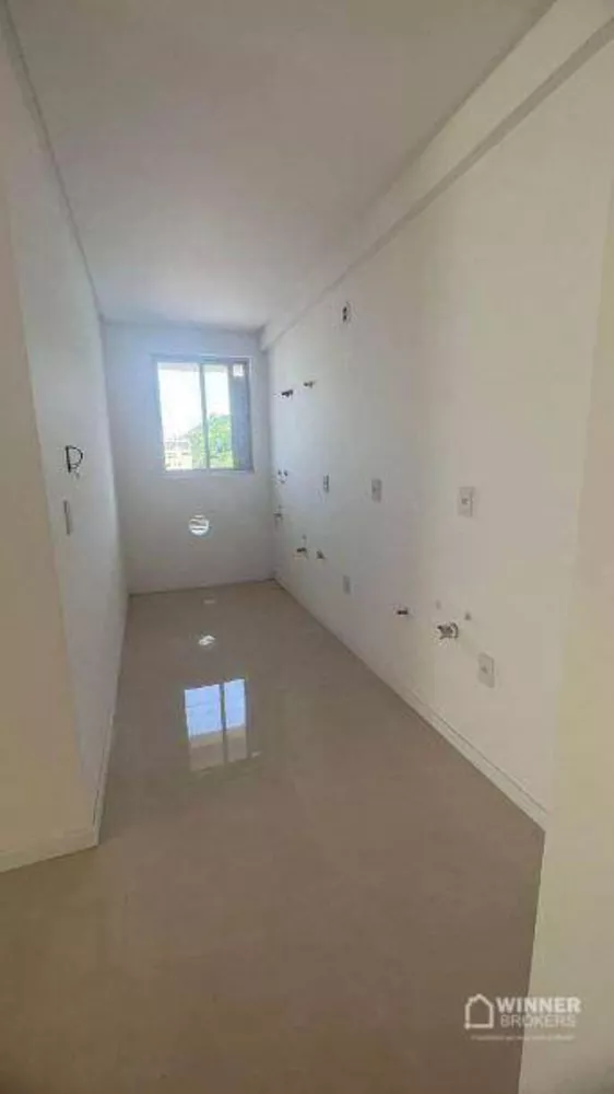 Apartamento à venda com 2 quartos, 62m² - Foto 3