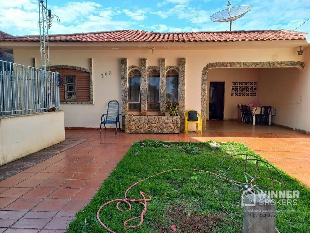 Casa, 3 quartos, 175 m² - Foto 1