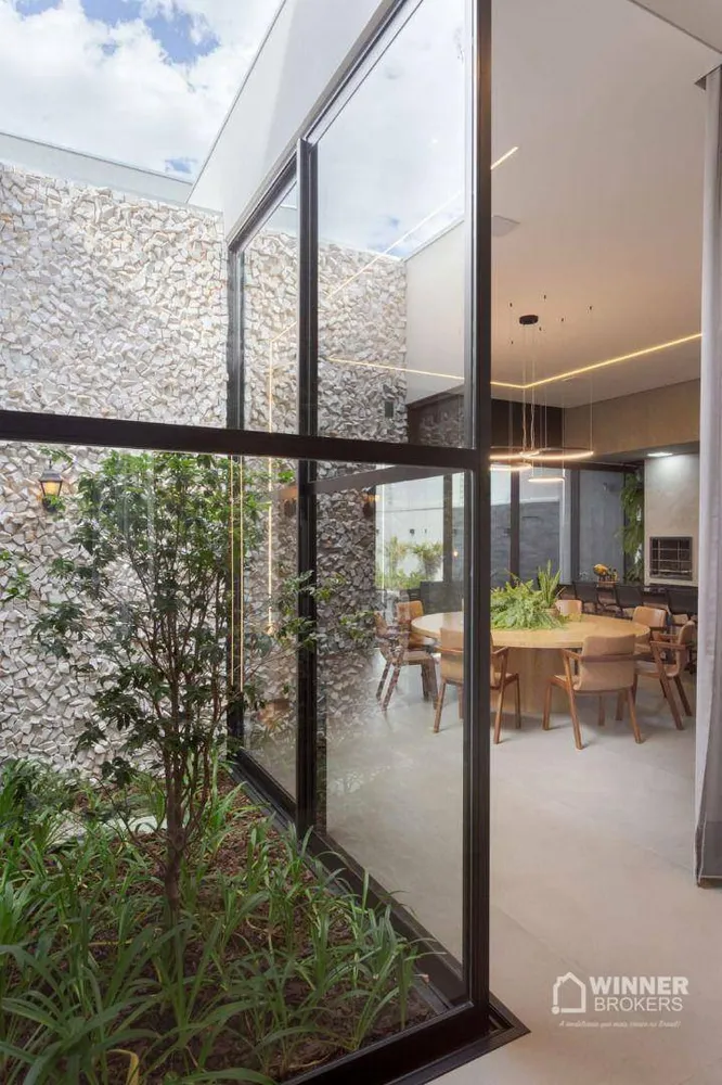 Casa, 3 quartos, 250 m² - Foto 8