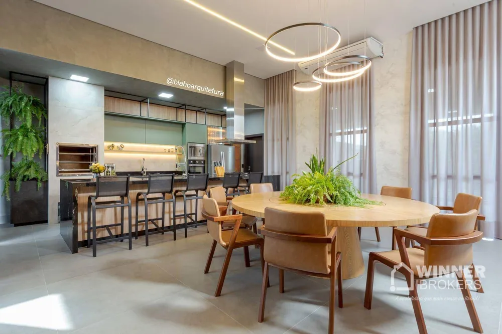 Casa, 3 quartos, 250 m² - Foto 2
