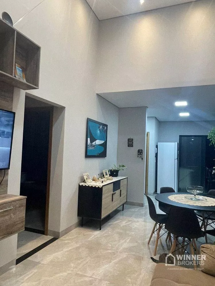 Casa à venda com 3 quartos, 99m² - Foto 3