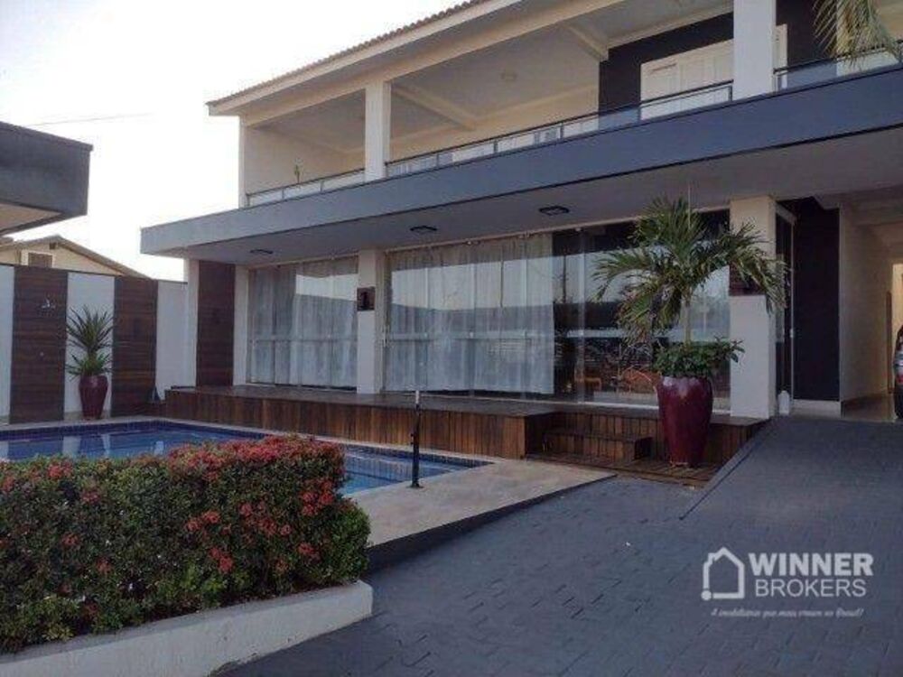 Sobrado, 6 quartos, 400 m² - Foto 1