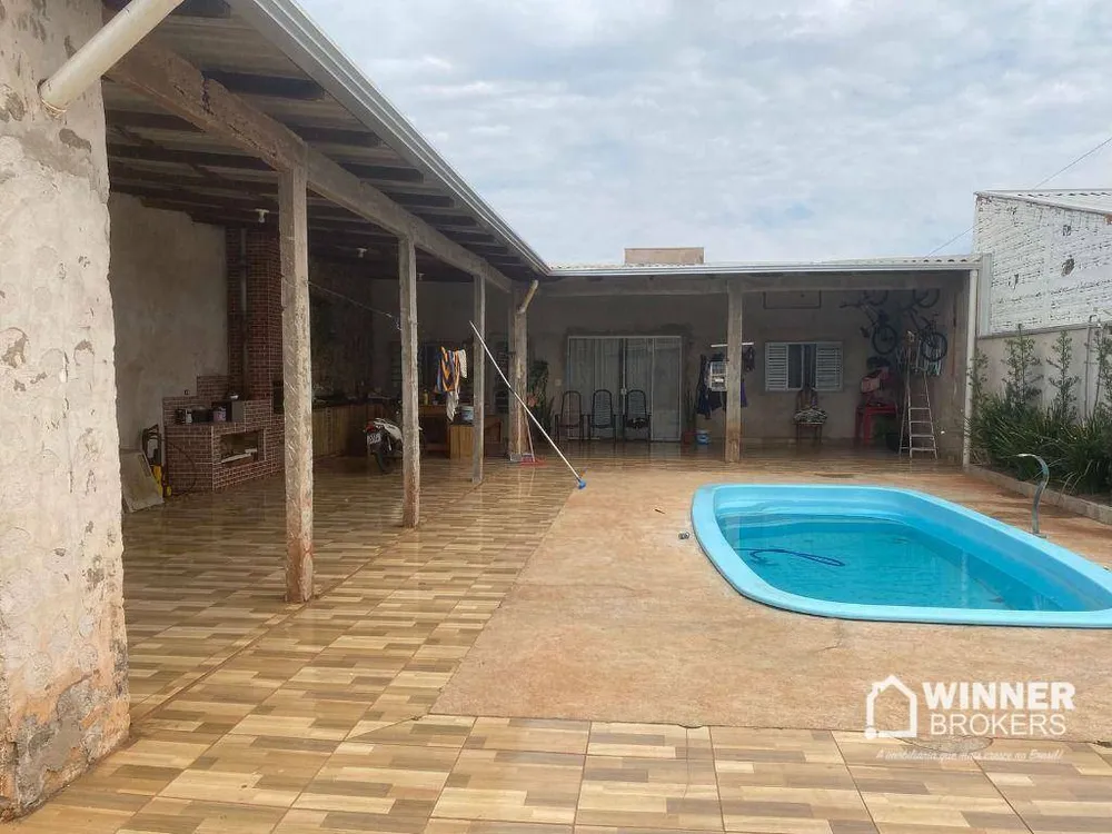 Casa, 3 quartos, 175 m² - Foto 1