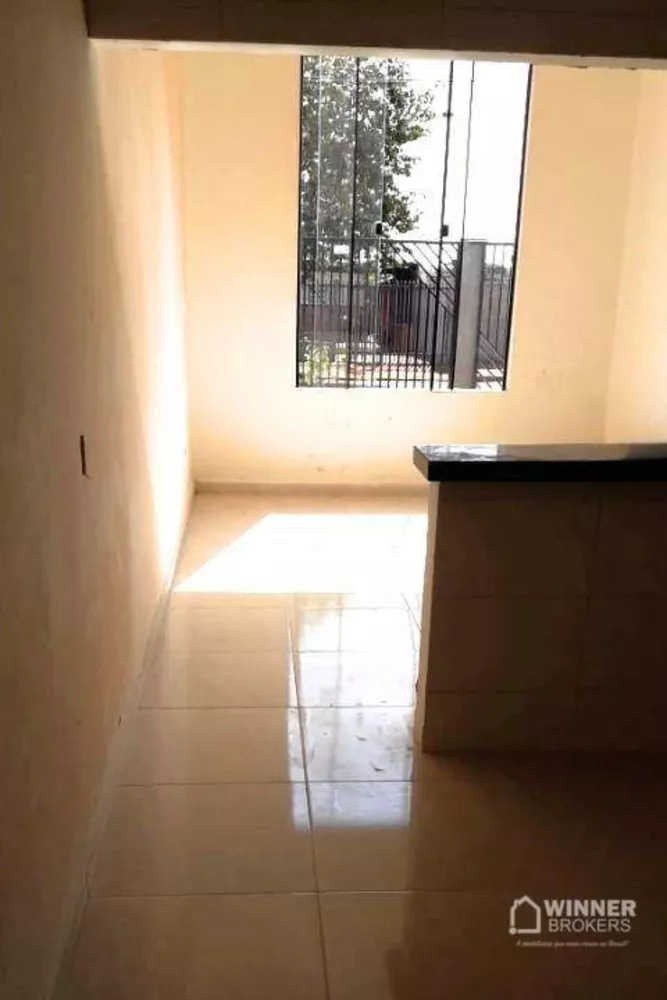 Casa à venda com 3 quartos, 84m² - Foto 4