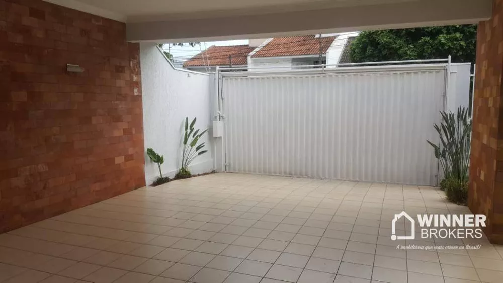 Casa à venda com 4 quartos, 260m² - Foto 4