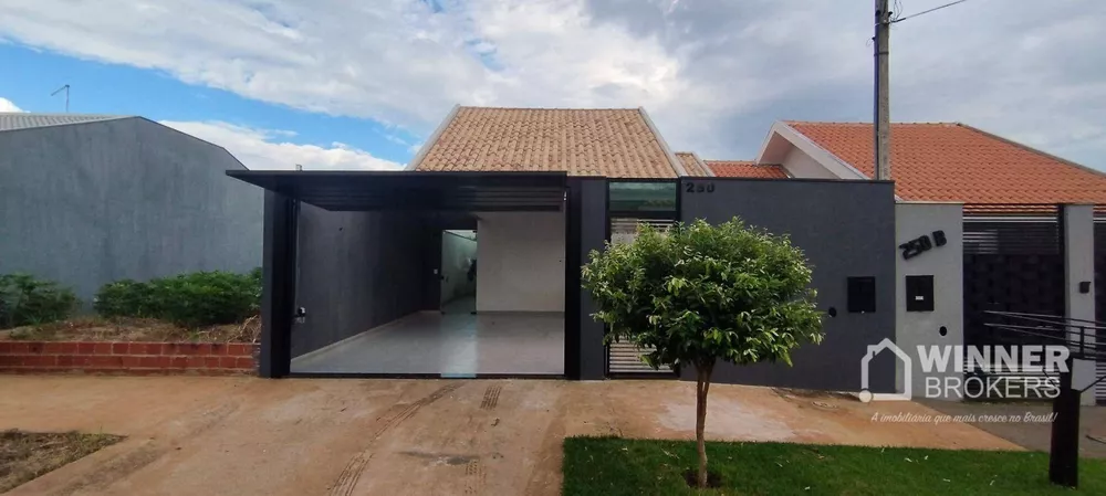 Casa à venda com 2 quartos, 132m² - Foto 1