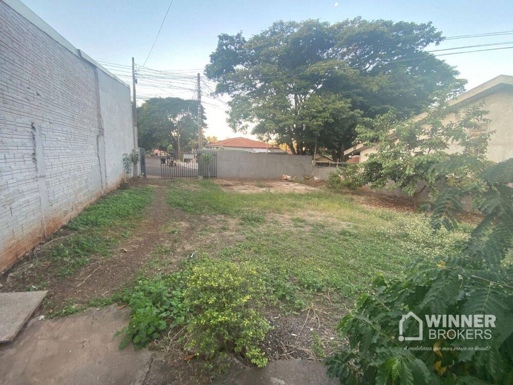 Casa, 2 quartos, 72 m² - Foto 1