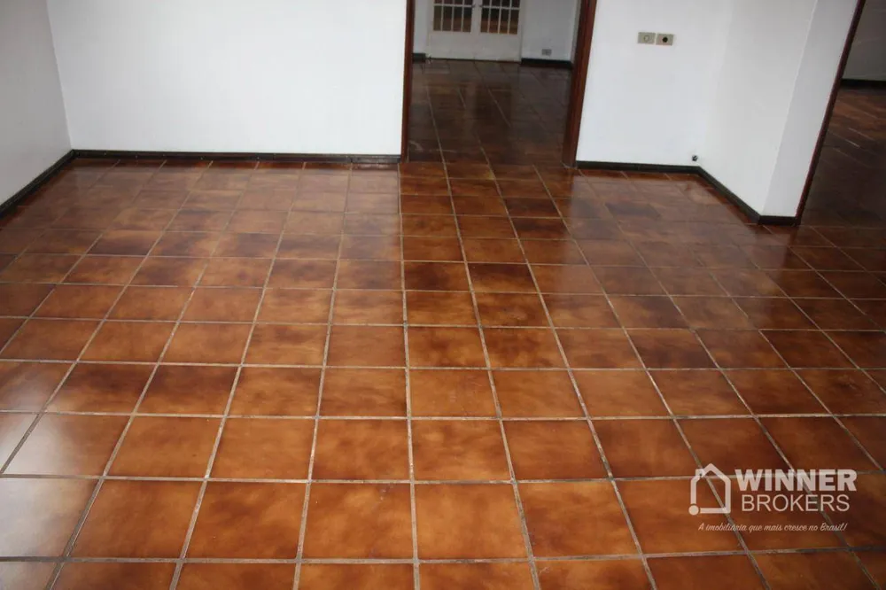 Sobrado, 6 quartos, 480 m² - Foto 4