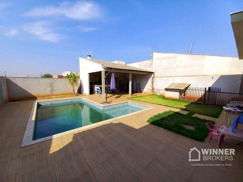 Casa, 4 quartos, 251 m² - Foto 3