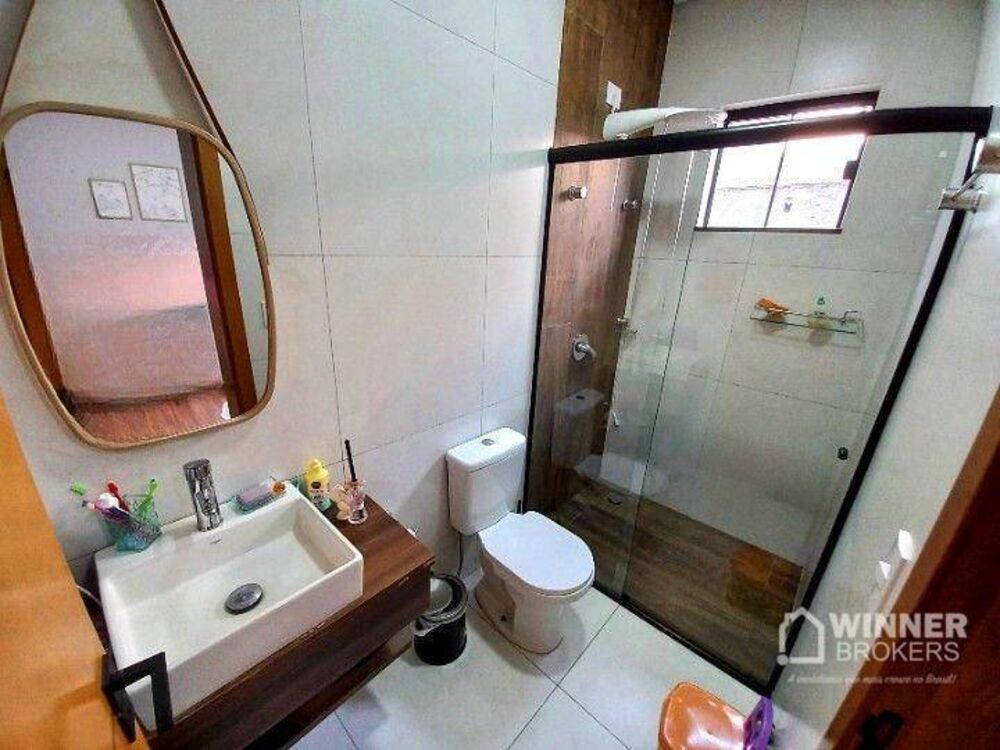 Casa, 4 quartos, 251 m² - Foto 1