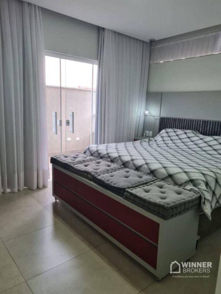 Sobrado à venda com 3 quartos, 270m² - Foto 4