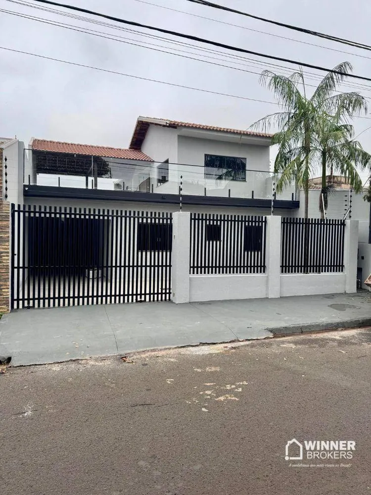 Sobrado, 3 quartos, 250 m² - Foto 1