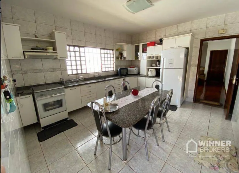Casa, 4 quartos, 231 m² - Foto 5