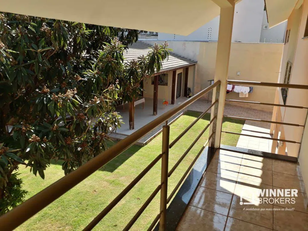 Sobrado, 5 quartos, 380 m² - Foto 4