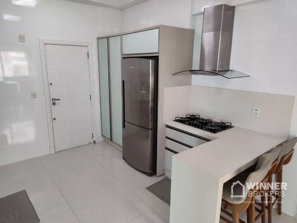 Apartamento à venda com 4 quartos, 300m² - Foto 4