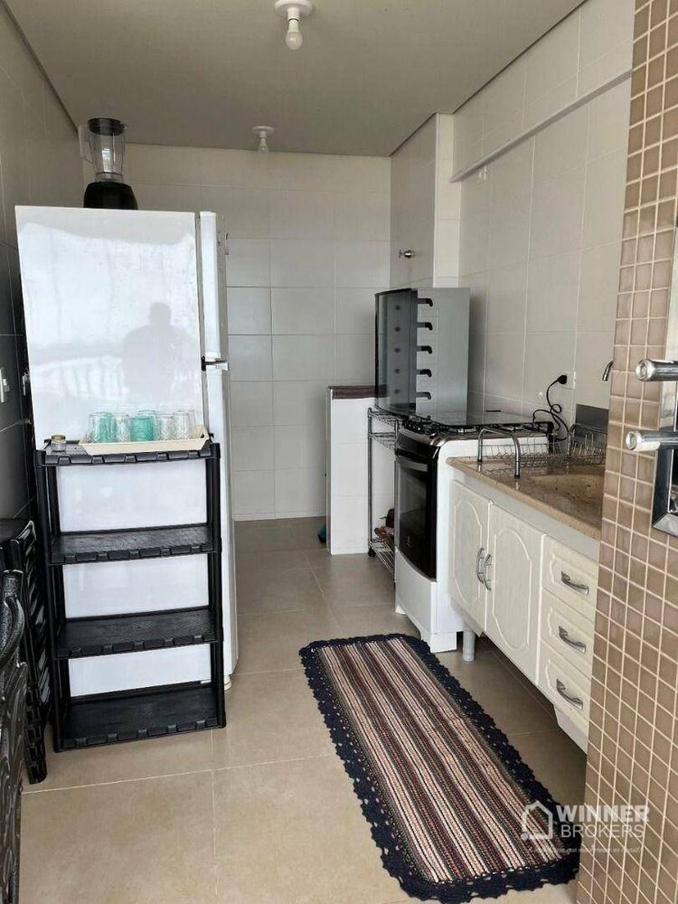 Apartamento à venda com 2 quartos, 69m² - Foto 4