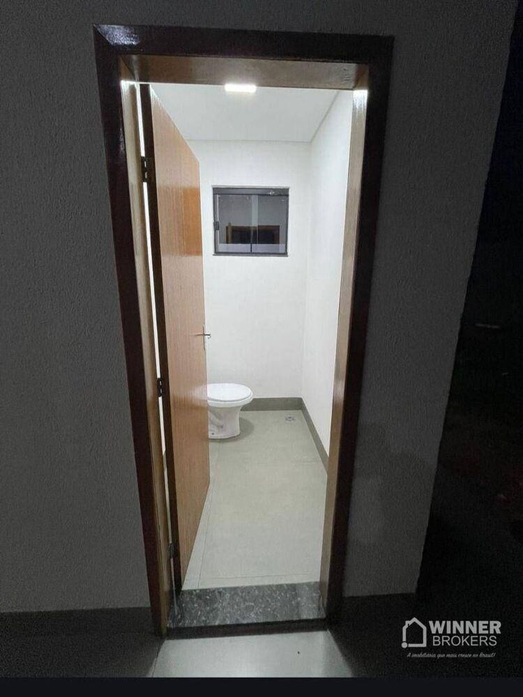Casa à venda com 3 quartos, 200m² - Foto 16