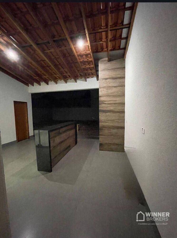 Casa à venda com 3 quartos, 200m² - Foto 18
