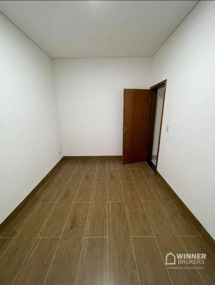 Casa à venda com 3 quartos, 200m² - Foto 9