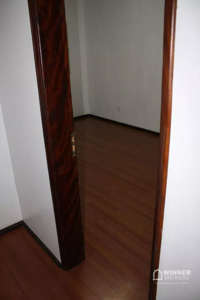 Sobrado à venda com 6 quartos, 480m² - Foto 13