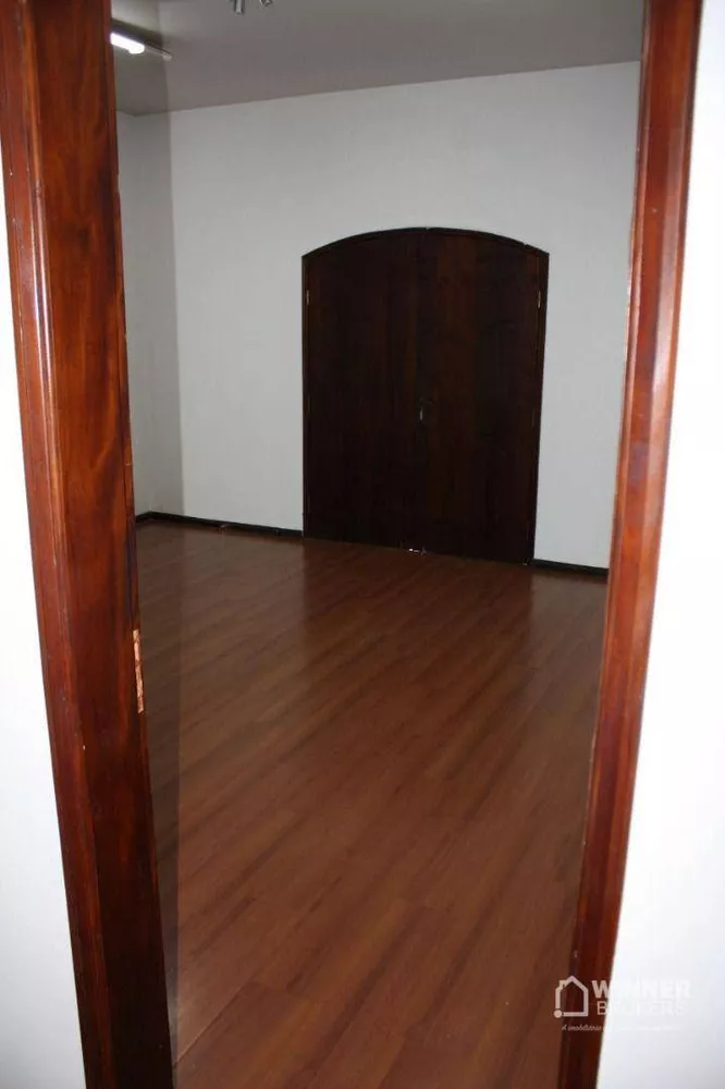 Sobrado à venda com 6 quartos, 480m² - Foto 15