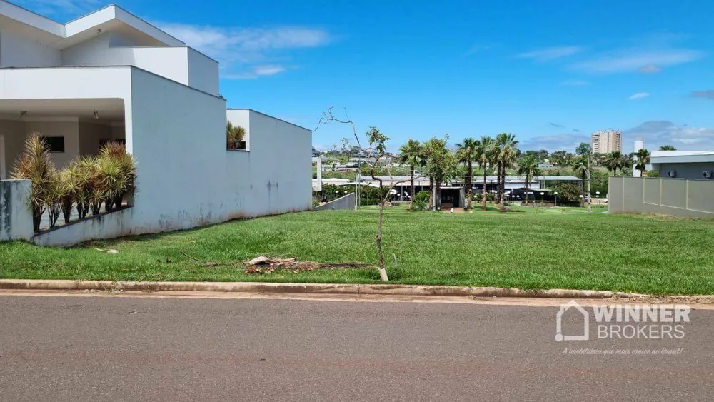 Loteamento e Condomínio, 450 m² - Foto 1