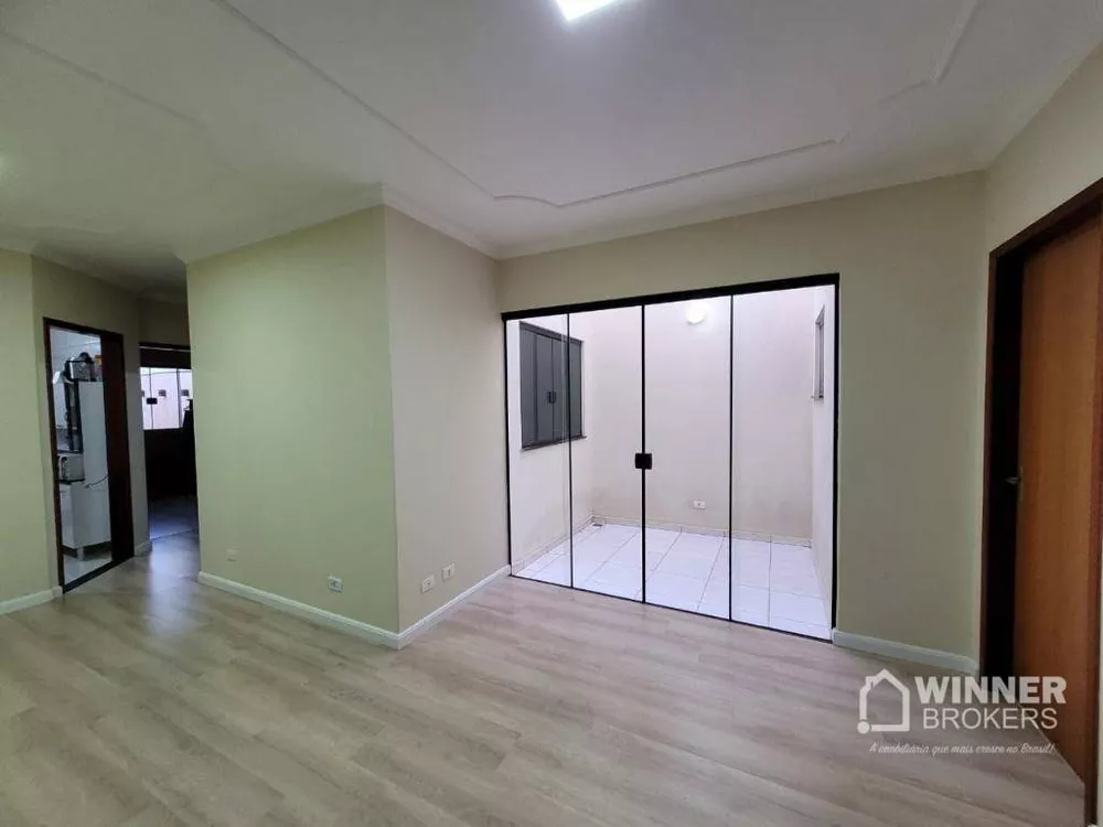 Casa à venda com 3 quartos, 100m² - Foto 3