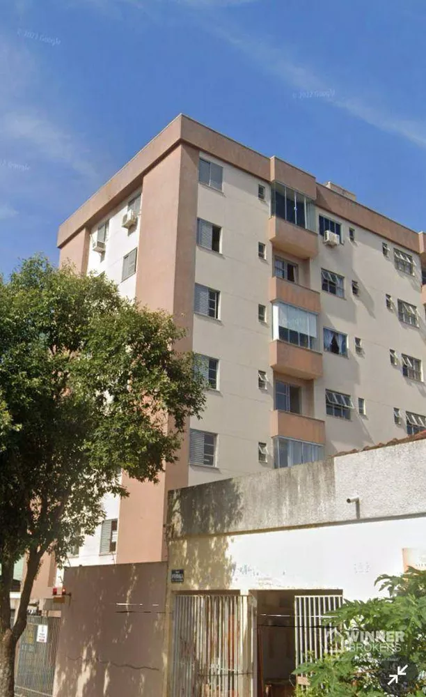 Apartamento à venda com 2 quartos, 70m² - Foto 4