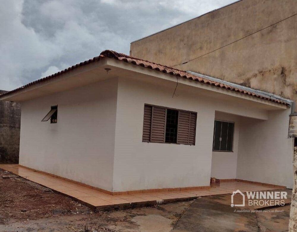 Casa, 2 quartos, 175 m² - Foto 1